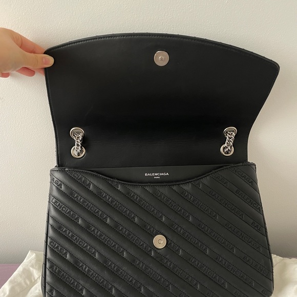 Authentic Balenciaga BB Round Bag Large - Picture 8 of 10